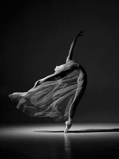 Danseuse en équilibre.jpg
