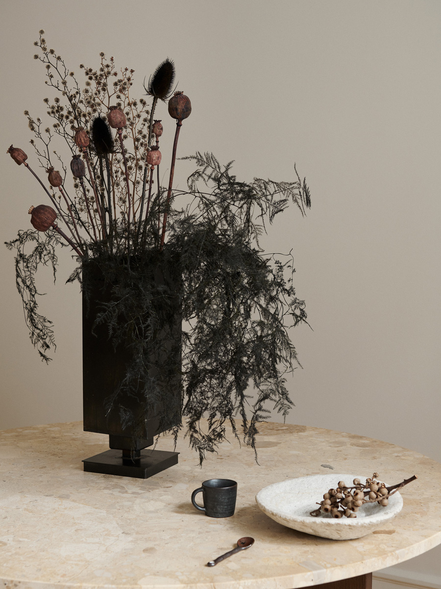 Faded_Flowers_22218.jpg