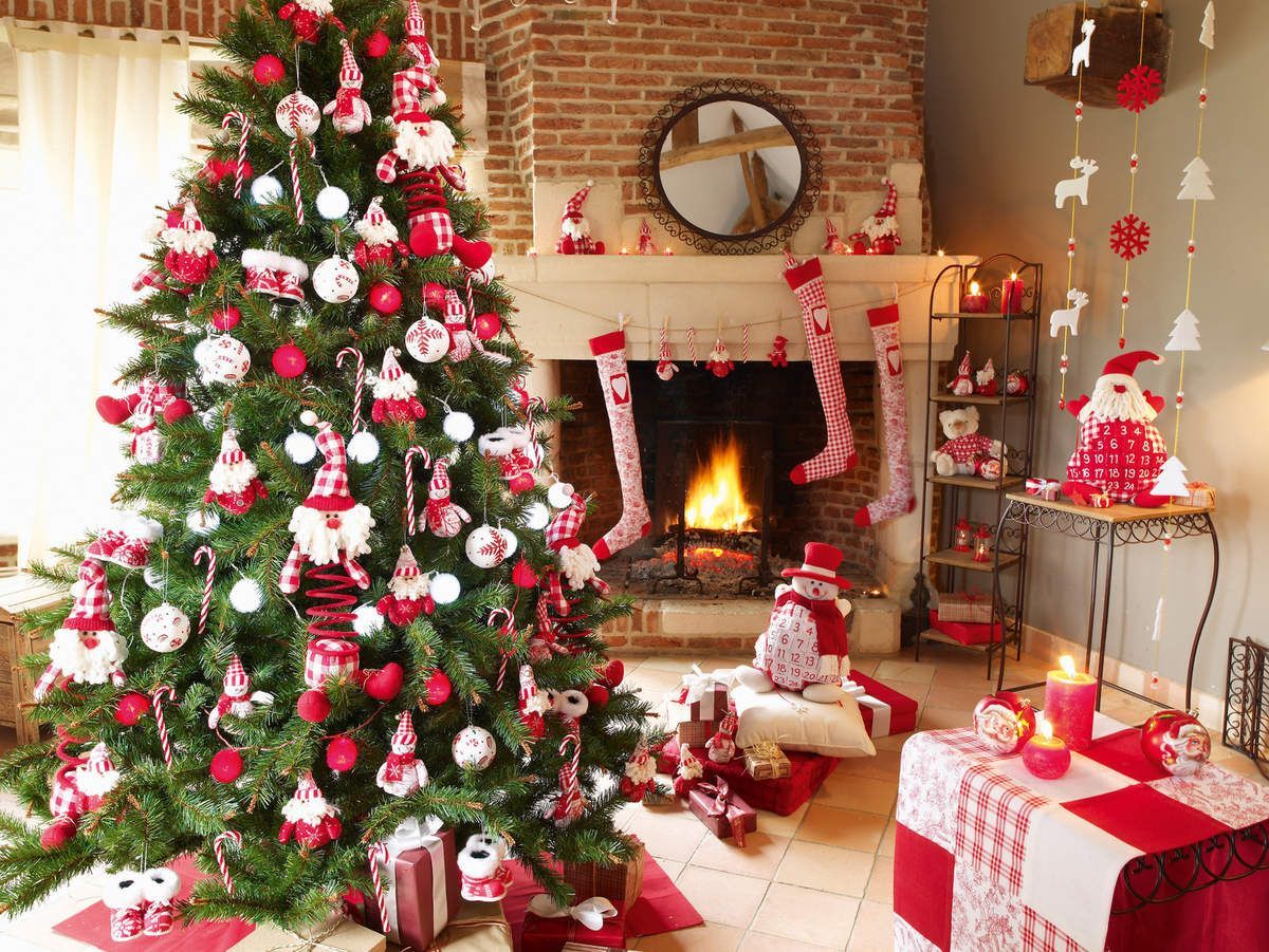 sapin-de-noel-rouge-et-blanc-4-faire-les-d-corations-no-l-deco-or.jpg