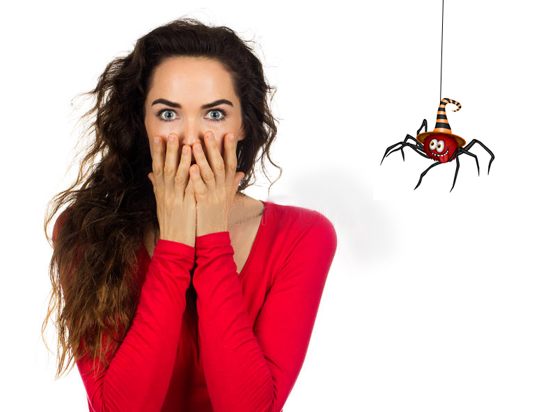 scared-choqué-la-femme-37748550.jpg