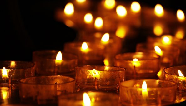 tea-lights-3612508__340.jpg
