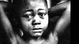 th.jpg enfant qui pleure.jpg